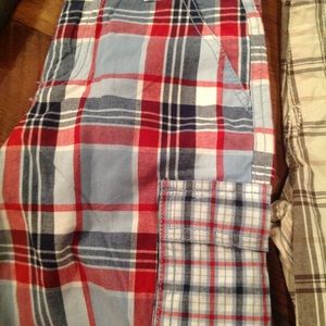 Gymboree boys Plaid cargo shorts - size 3 - 2 pair